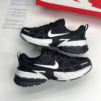 نایک وی تو کی مشکی سفید Nike V2K Black White