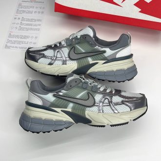 نایک وی تو کی ران طوسی نقره‌ای | Nike V2K Run Grey Silver