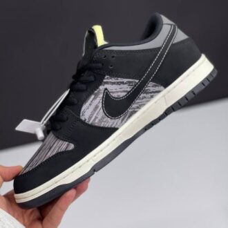 کفش نایک اس‌بی دانک لو دریک Nike SB Dunk Low Drake