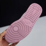 کفش نایک جردن ۱ لو تراویس اسکات صورتی Nike Air Jordan 1 Low Travis Scott Pink