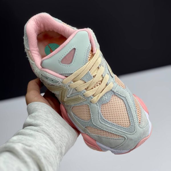 کتونی نیوبالانس ۹۰۶۰ طوسی صورتی | New Balance 9060 Gray Pink