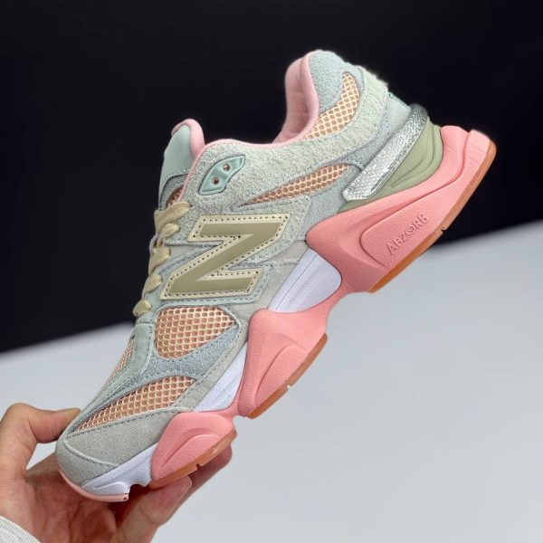 کتونی نیوبالانس ۹۰۶۰ طوسی صورتی | New Balance 9060 Gray Pink