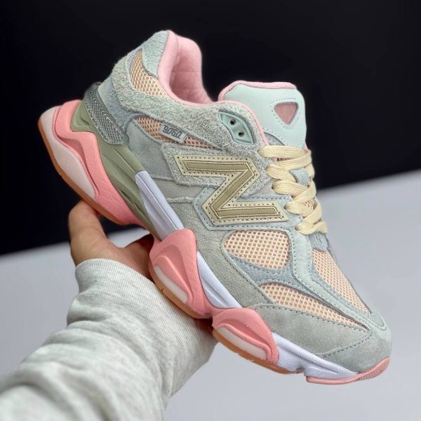 کتونی نیوبالانس ۹۰۶۰ طوسی صورتی | New Balance 9060 Gray Pink