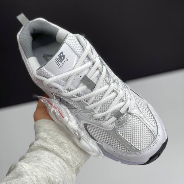 نیو بالانس 530 سفید نقره‌ای New Balance 530 White Silver