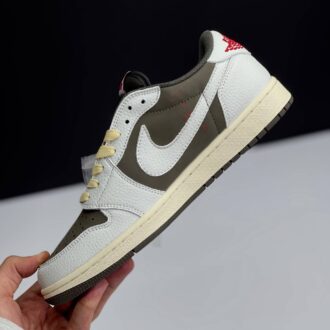 کفش نایک ایر جردن ۱ لو تراویس اسکات ریورس موکا Nike Air Jordan 1 Low Travis Scott Reverse Mocha
