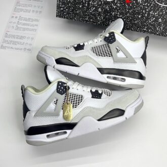 کفش نایک ایر جردن فور رترو میلیتاری بلک Nike Air Jordan 4 Retro Military Black
