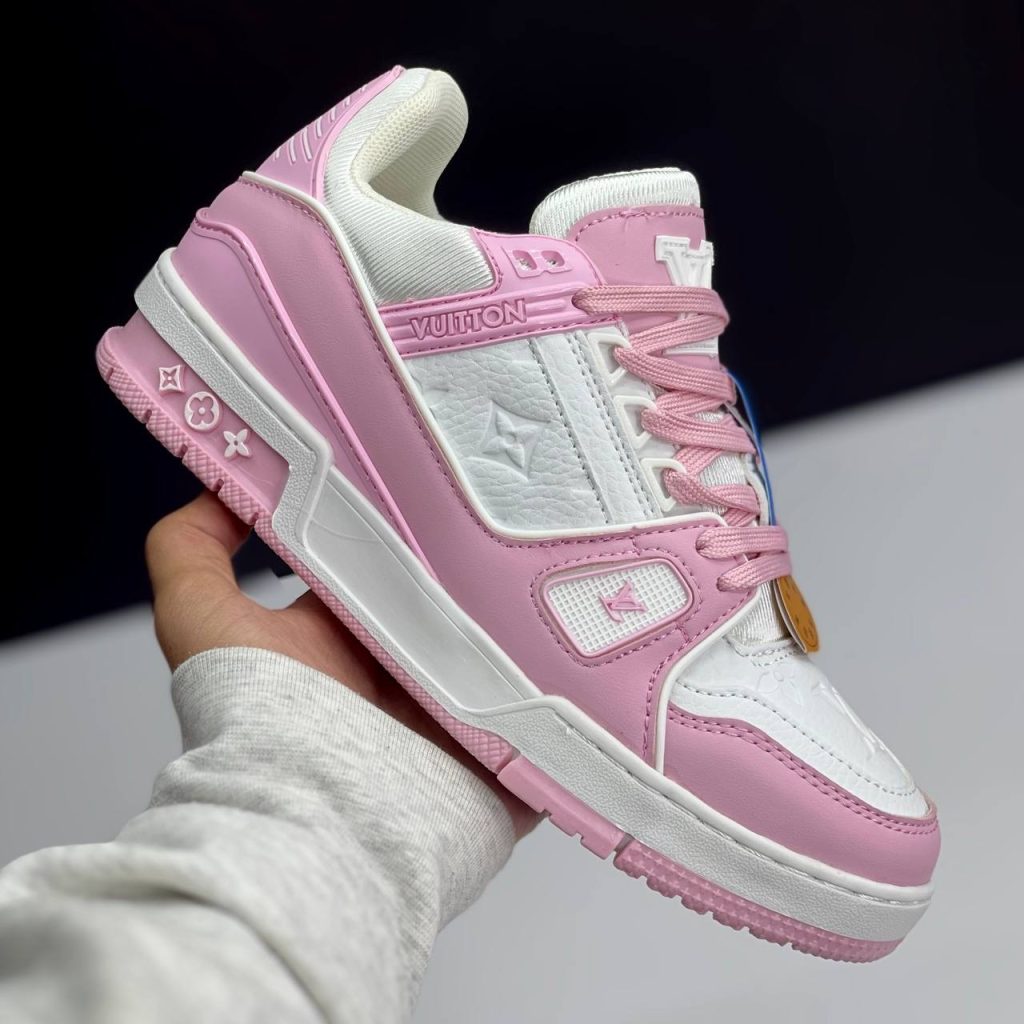 لویی ویتون ترینر سفید صورتی Louis Vuitton Trainer White Pink