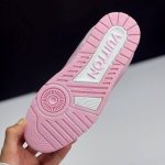 لویی ویتون ترینر سفید صورتی Louis Vuitton Trainer White Pink