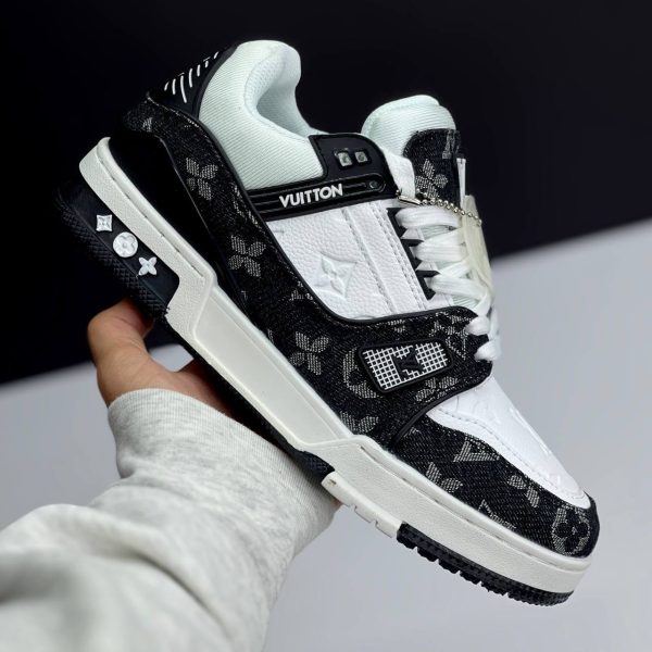 کتونی لویی ویتون ترینر مشکی سفید Louis Vuitton Trainer Black White
