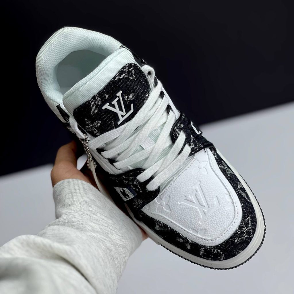 کتونی لویی ویتون ترینر مشکی سفید Louis Vuitton Trainer Black White