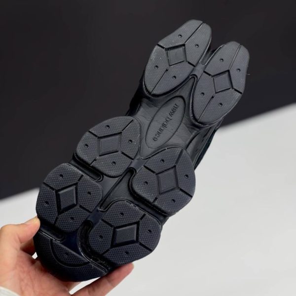 کتونی نیوبالانس ۹۰۶۰ مشکی | New Balance 9060 Black