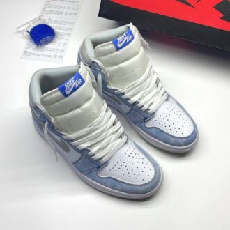 کفش نایک ایر جردن وان ساقدار هایپر رویال سفید آبی Nike Air Jordan 1 High Hyper Royal White Blue