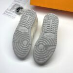 کفش نایک ایر جردن وان لو تراویس اسکات لویی ویتون کرم خاکستری Nike Air Jordan 1 Low Travis Scott Louis Vuitton Cream Gray