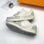 کفش نایک ایر جردن وان لو تراویس اسکات لویی ویتون کرم خاکستری Nike Air Jordan 1 Low Travis Scott Louis Vuitton Cream Gray