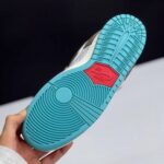 کفش نایک اس‌ بی دانک لو بیگ مانی سیوینگ Nike SB Dunk Low Big Money Savings