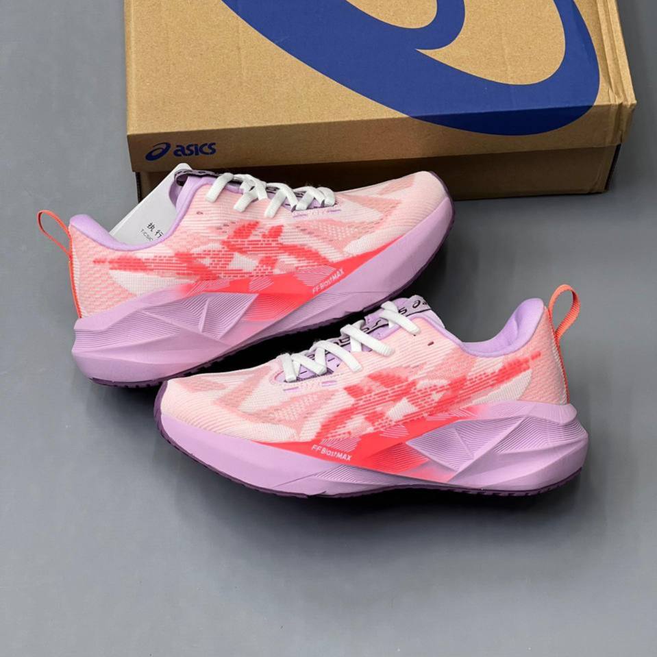 کفش اسیکس نووا بلاست ۵ صورتی Asics Novablast 5 Pink کفش اسیکس نووا بلاست ۵ صورتی Asics Novablast 5 Pink