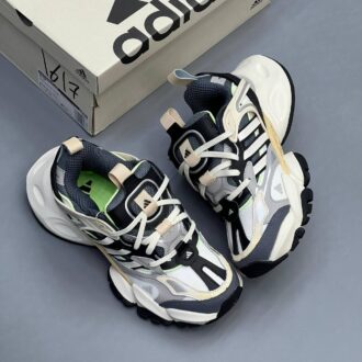 کفش آدیداس رانر دیلاکس کرم طوسی تیره | Adidas Runner Deluxe Dark Cream Grayکفش آدیداس رانر دیلاکس کرم طوسی تیره | Adidas Runner Deluxe Dark Cream Gray