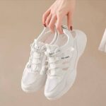 صندل جلو بسته طبی طبیعت‌گردی سفید | White Outdoor Closed-Toe Comfort Sandals