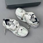 کفش نیو بالانس ۵۳۰ کاستوم سفید سبز New Balance 530 Custom White Green