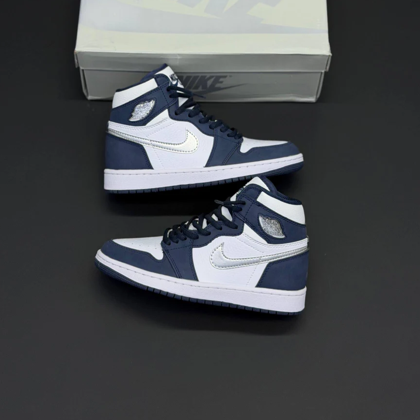 کفش نایک ایر جردن وان ساقدار رترو سرمهای Nike Air Jordan 1 Retro High Navy کفش نایک ایر جردن وان ساقدار رترو سرمهای Nike Air Jordan 1 Retro High Navy
