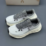کفش آن رانینگ QC Loewe Cloudtilt خاکستری