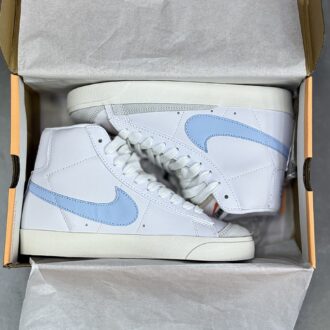 کفش نایک بلیزر ساقدار سفید آبی Nike Blazer Mid White Blue