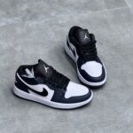 کفش نایک ایر جردن وان لو سفید سرمه ای Nike Air Jordan 1 Low White Navy