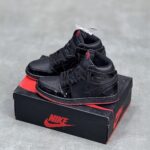 کفش نایک ایر جردن وان ساقدار ورنی بلکند Nike Air Jordan 1 High Patent Blackend