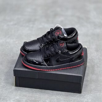 کفش نایک ایر جردن وان لو مشکی ورنی بلکند Nike Air Jordan 1 Low Black Patent