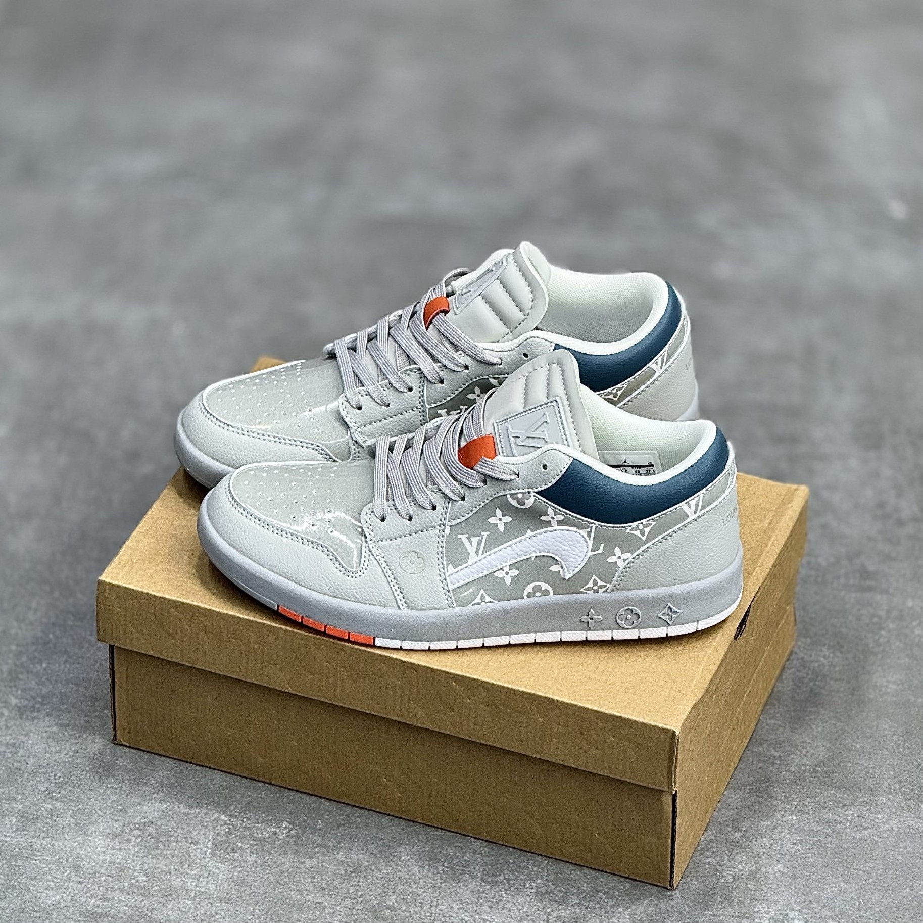 کفش نایک جردن وان لو لویی ویتون Nike Air Jordan 1 Low Louis Vuitton کفش نایک جردن وان لو لویی ویتون Nike Air Jordan 1 Low Louis Vuitton