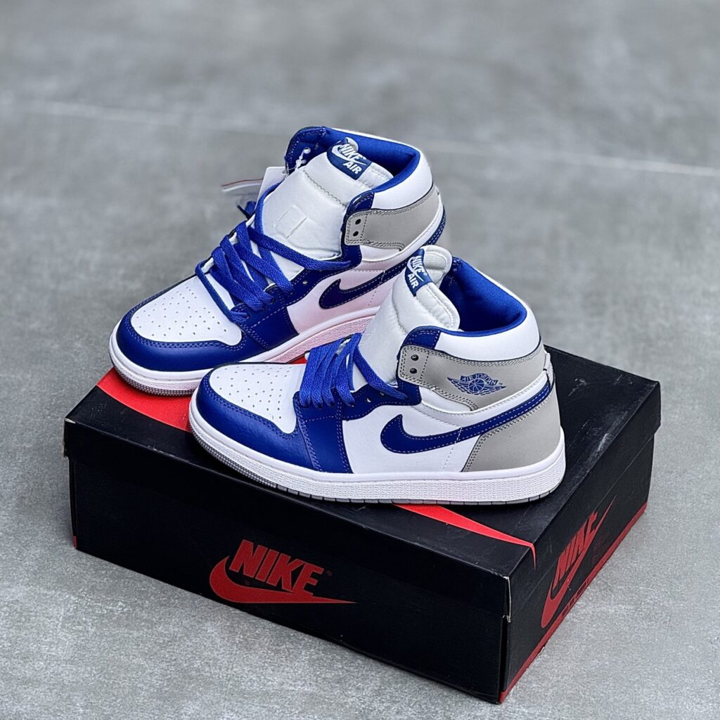 کفش نایک ایر جردن وان ساقدار آبی طوسی Nike Air Jordan 1 High Blue Grey