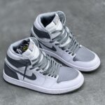 کفش نایک ایر جردن وان ساقدار سفید طوسی دودی Nike Air Jordan 1 High White Smoke Grey