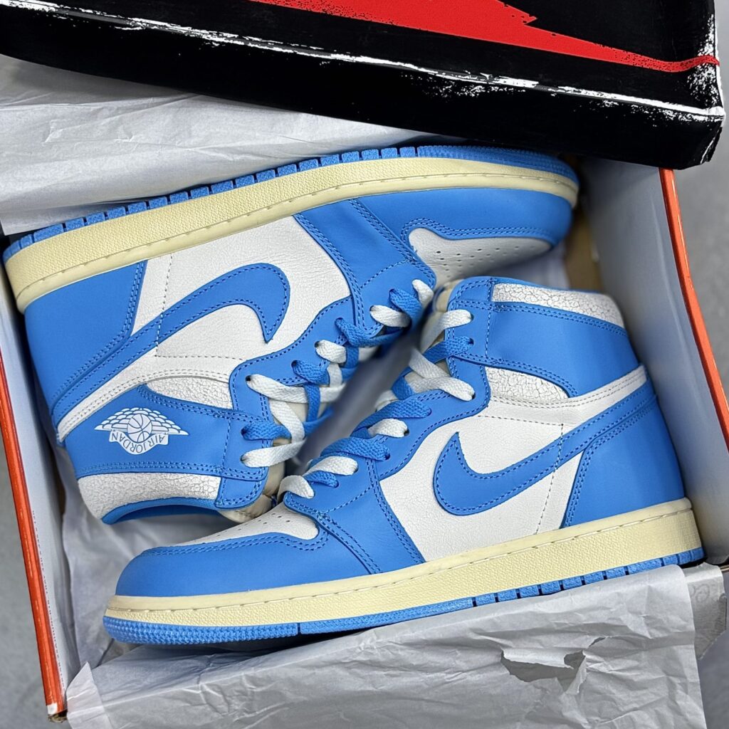 کفش نایک ایر جردن وان ساقدار شیکاگو لاست اند فاند آبی Nike Air Jordan 1 High Chicago Lost & Found Blue