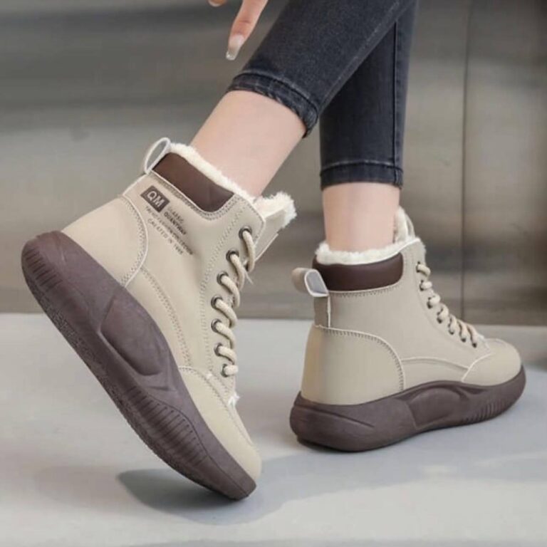 نیم بوت خزدار ضد آب کرم قهوه‌ای Waterproof Fur Lined Beige Brown Boots