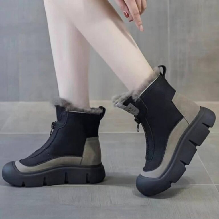 نیم بوت زیپ دار خزدار مشکی Black Fur Lined Zip Boots