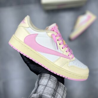 کفش نایک ایر جردن وان لو ترویس اسکات شای پینک Nike Air Jordan 1 Low Travis Scott Shy Pink